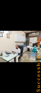 Dr Sheersh Gupta